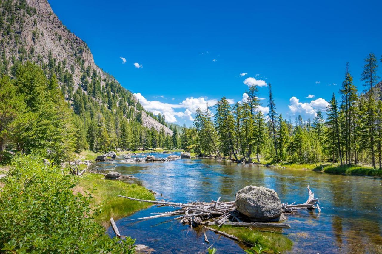 Under Canvas North Yellowstone - Paradise Valley Livingston Exterior photo