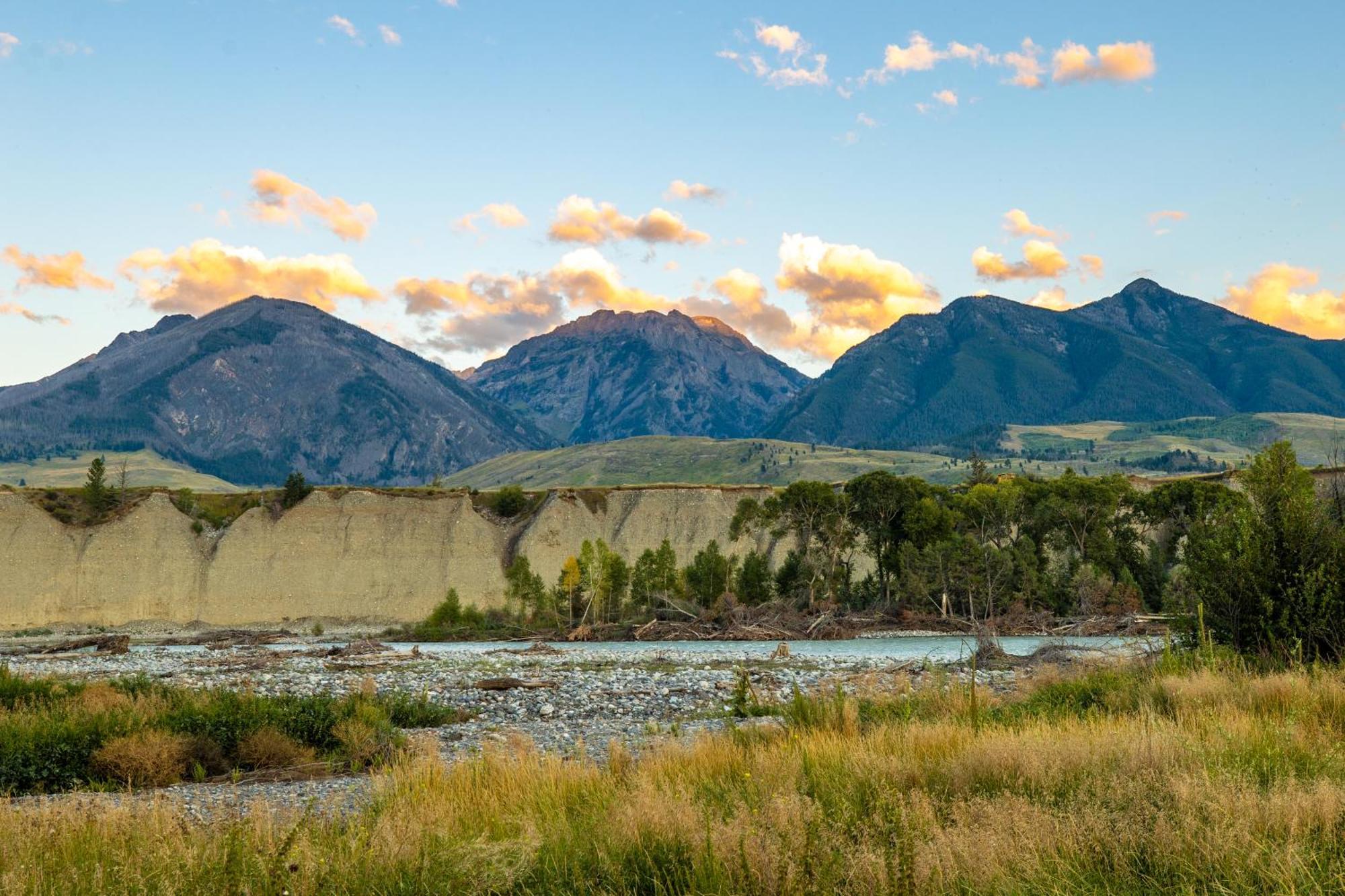 Under Canvas North Yellowstone - Paradise Valley Livingston Exterior photo