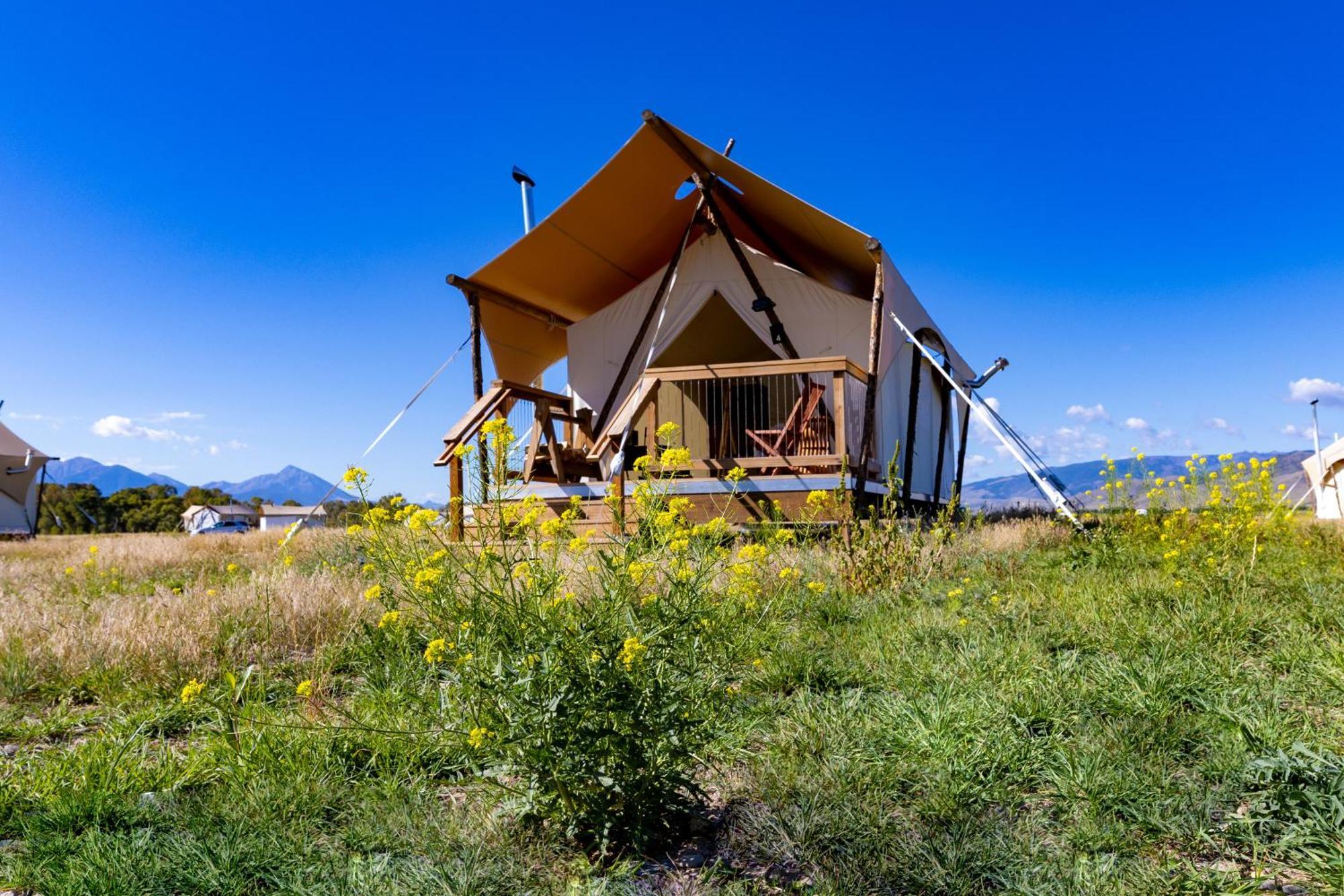 Under Canvas North Yellowstone - Paradise Valley Livingston Exterior photo
